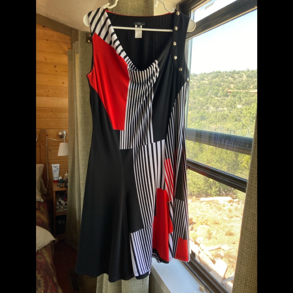 Vex sleeveless, black/white/red A-line dress
